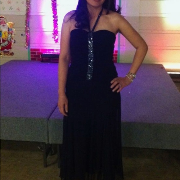 BCBG Party Halter Dress Size 4 - Picture 3 of 4